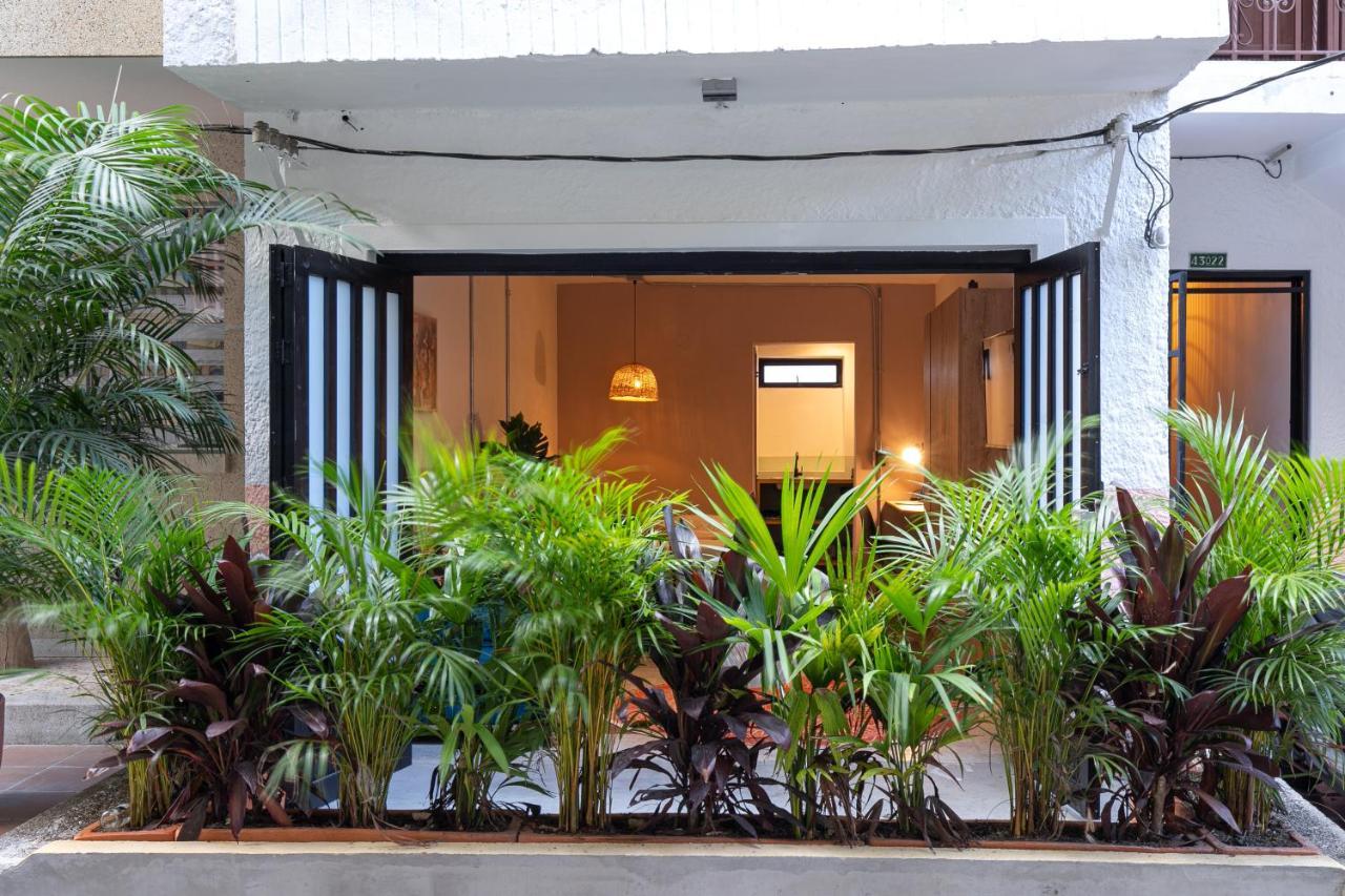 מדיין Poblado Manila Studios 11A מראה חיצוני תמונה