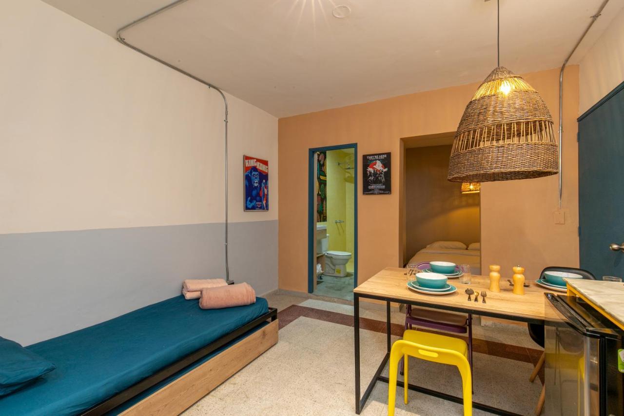 מדיין Poblado Manila Studios 11A מראה חיצוני תמונה
