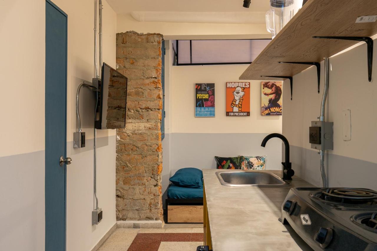 מדיין Poblado Manila Studios 11A מראה חיצוני תמונה