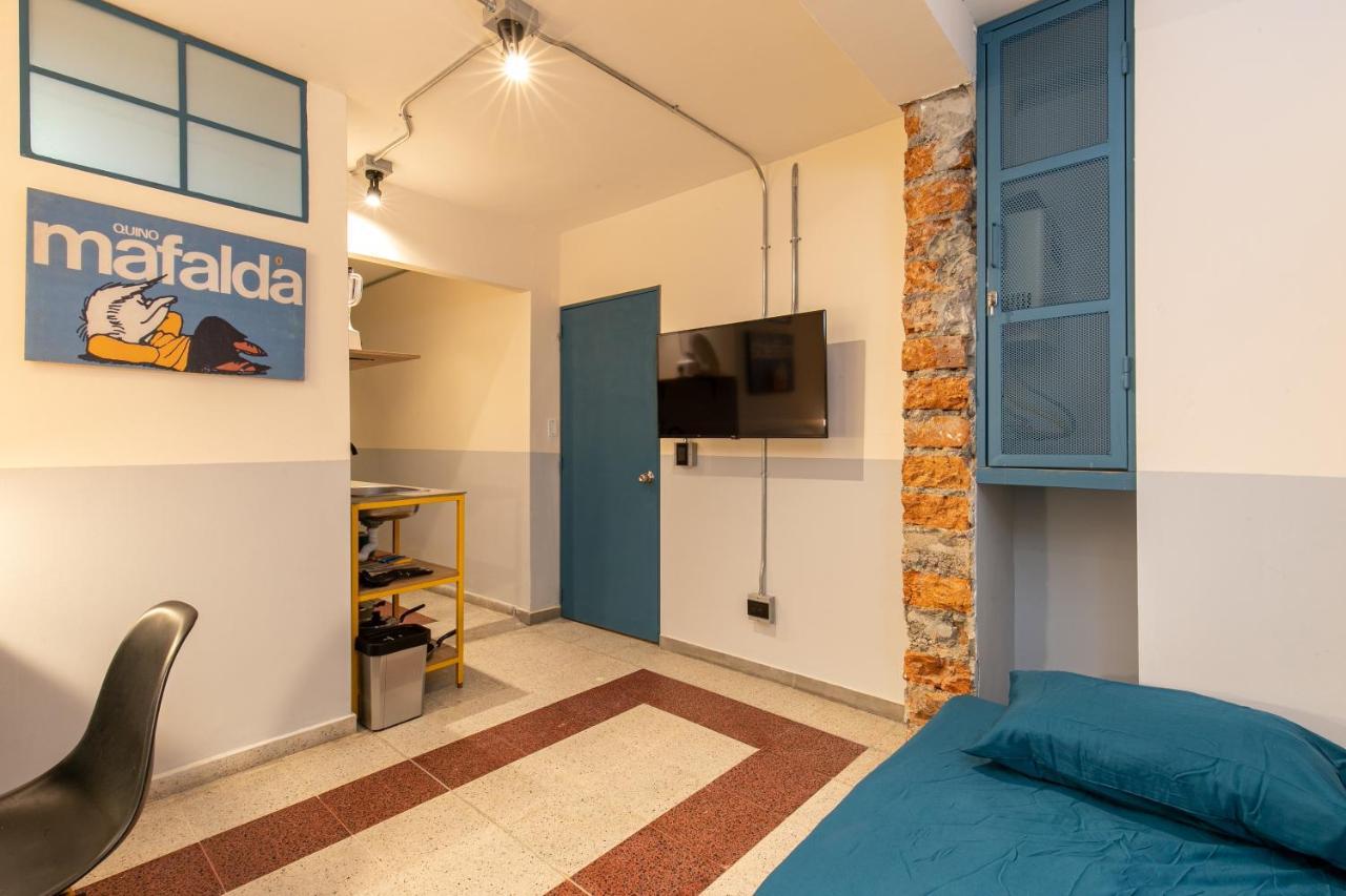 מדיין Poblado Manila Studios 11A מראה חיצוני תמונה